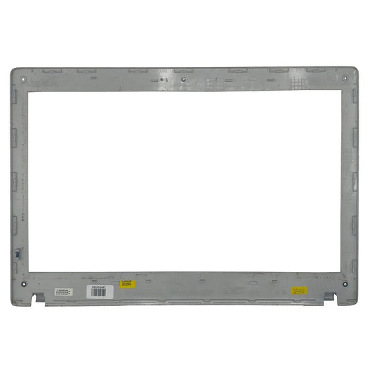 Carcaça Moldura Notebook Samsung Rv511 Prata Com Detalhe