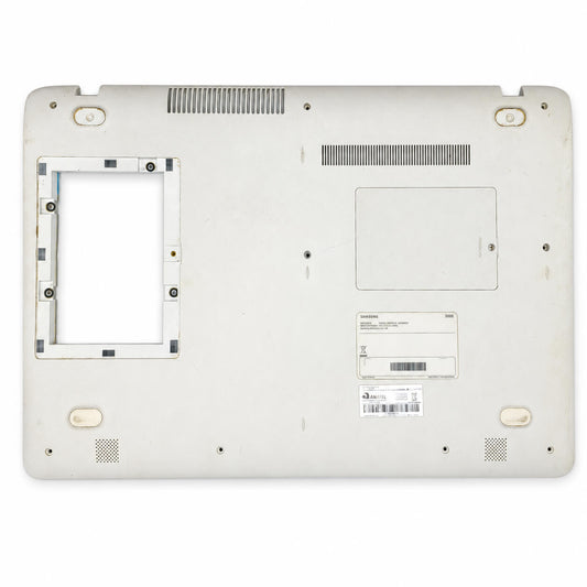 Carcaça Base Inferior Samsung NP300E5K NP300E5M NP300E5L Branca BA98-00905B BA61-03086A Com Detalhe