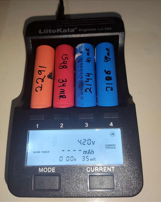 Bateria de Litio 18650 Pilha 3.7v 2500mAh a 2900mAh até 79 Miliohms