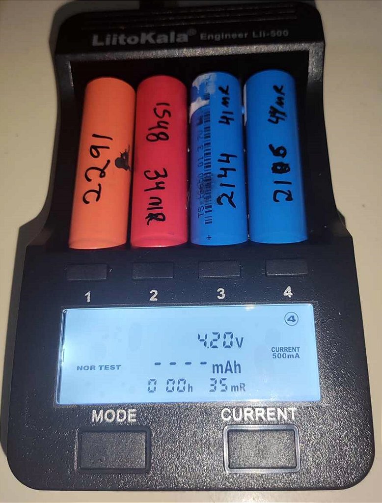 Bateria de Litio 18650 Pilha 3.7v 1000mAh a 1400mAh até 30 Miliohm