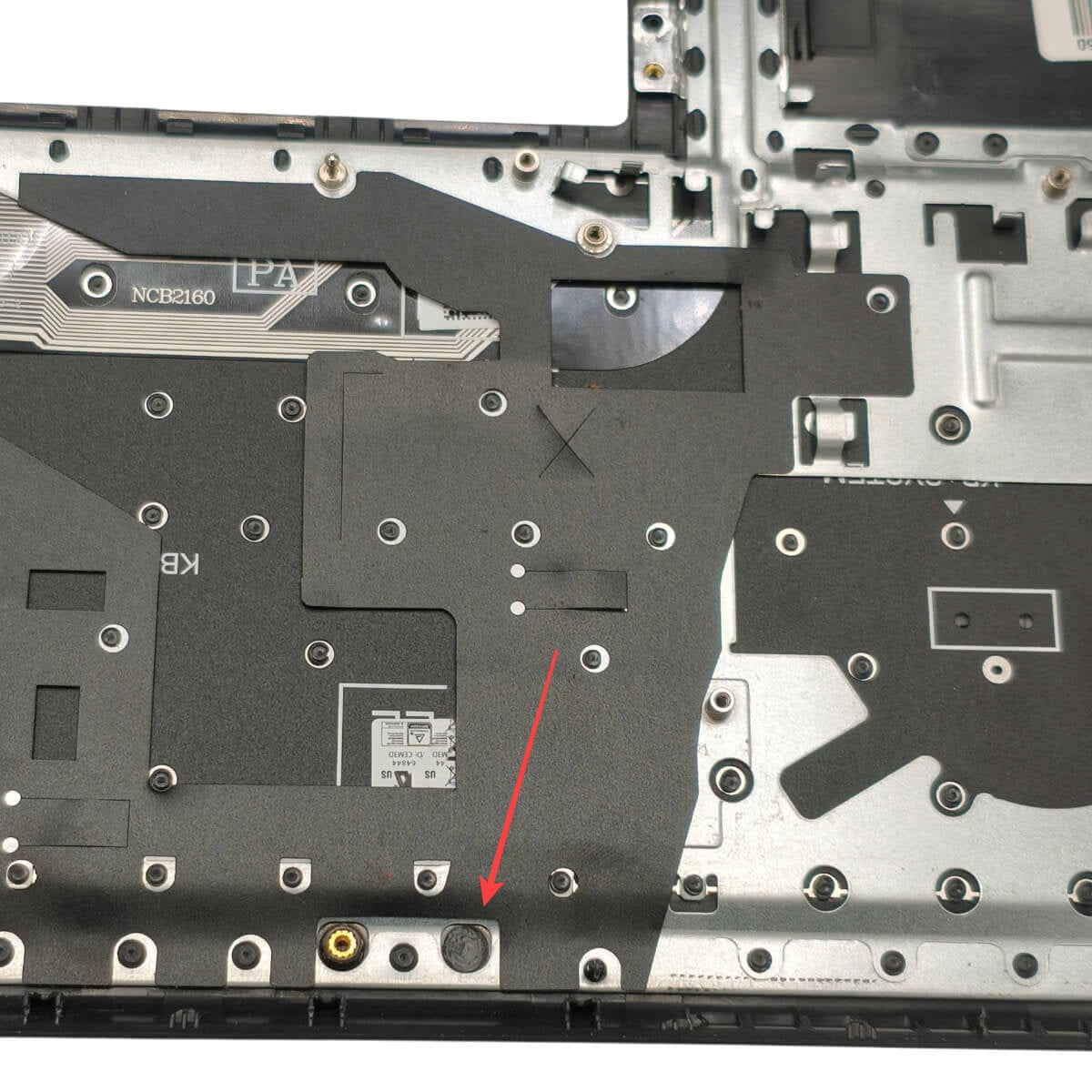 Carcaça Base Superior Com Teclado PT-BR Dell Inspiron 3520 3521 3525 3530 Sem USB-C Cinza Escuro 0418CV Com Detalhe