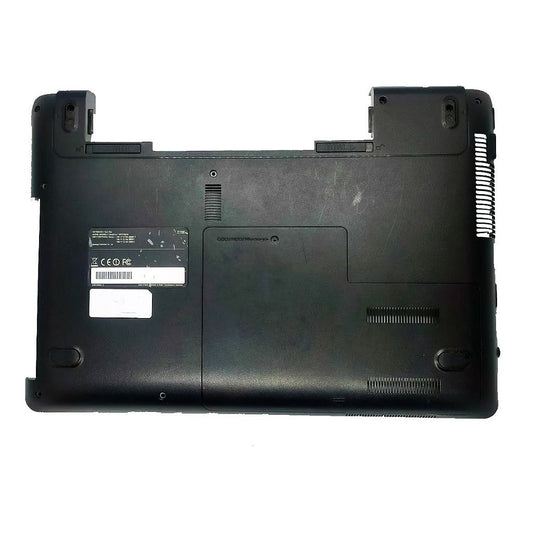 Carcaça Base Inferior Notebook Samsung Np270e4e Np275e4e Ba75-04422a - Detalhe