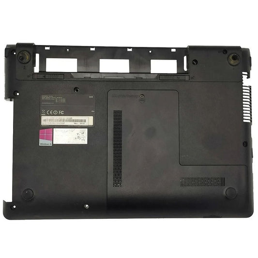 Carcaça Base Inferior Notebook Samsung Np300e4c Np300e4a Np305e4a Ba81-15466a - Detalhe