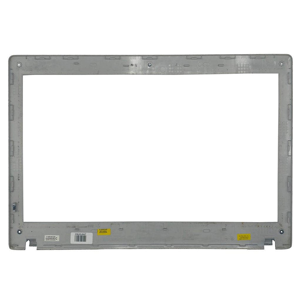 Carcaça Moldura Notebook Samsung Rv511 Prata Com Detalhe