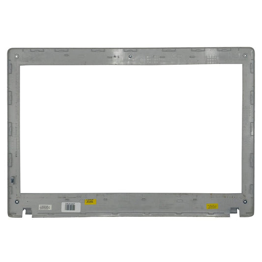 Carcaça Moldura Notebook Samsung Rv511 Prata Com Detalhe