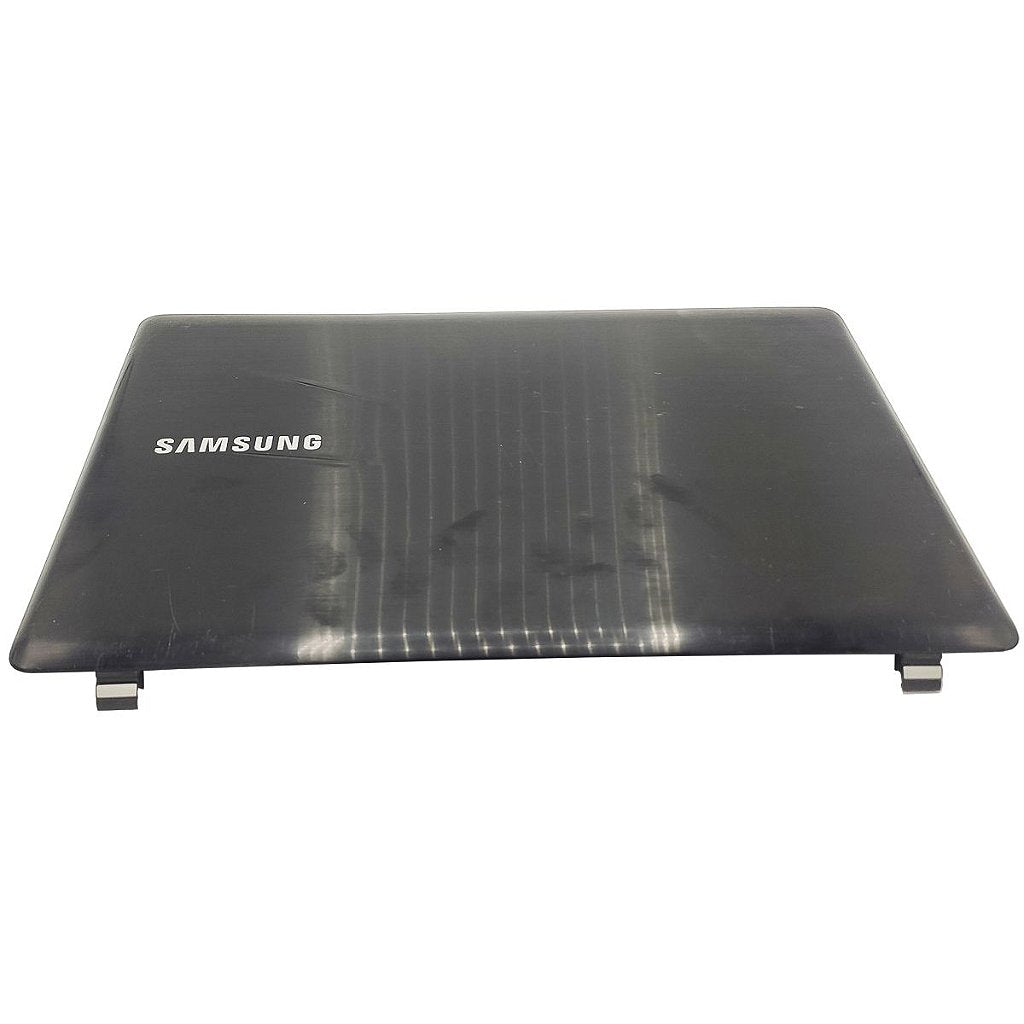Carcaça Tampa Da Tela Notebook Samsung Np370e4k Ba98-00389a - Detalhe